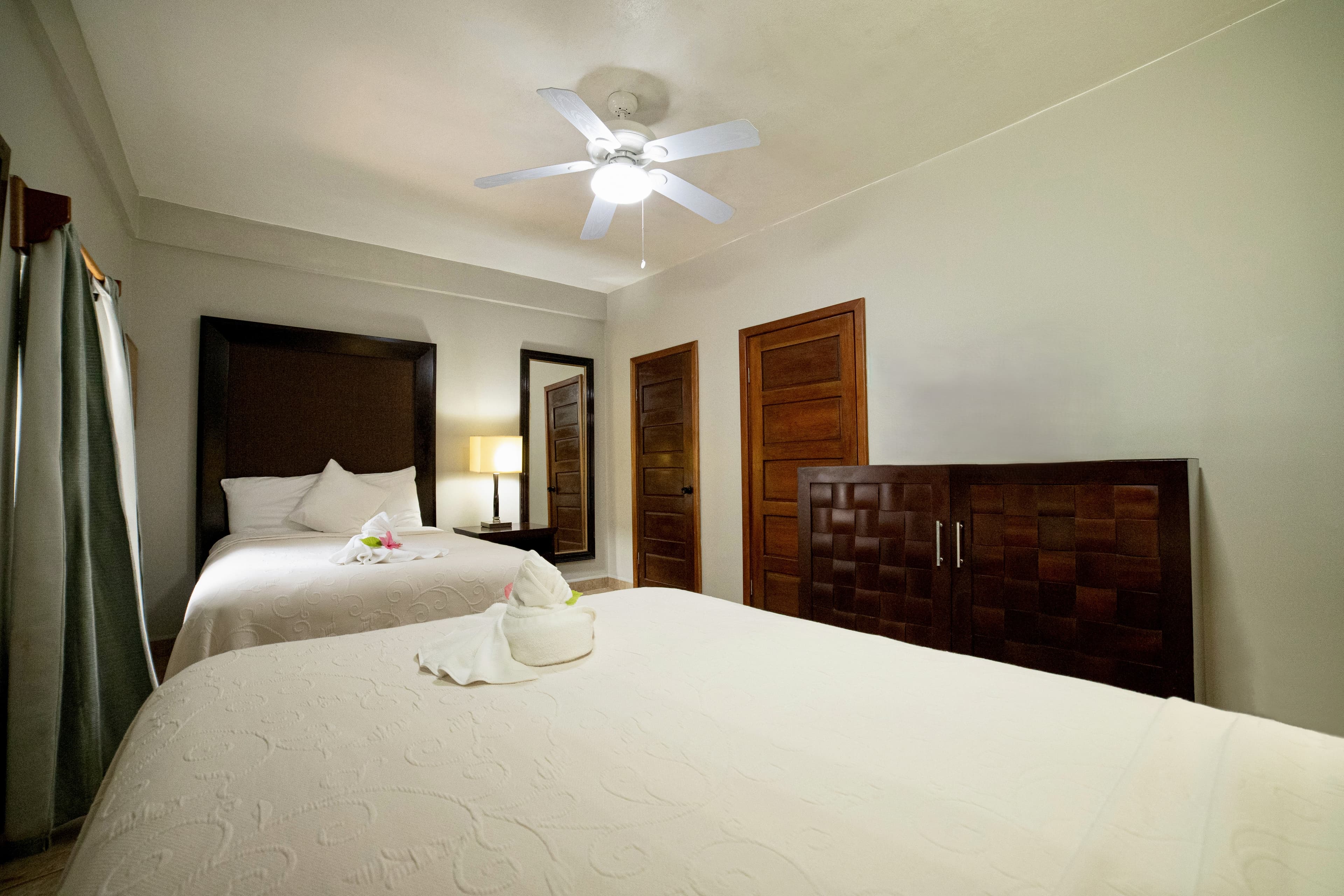 Corona Del Mar - San Pedro Belize - Ocean View