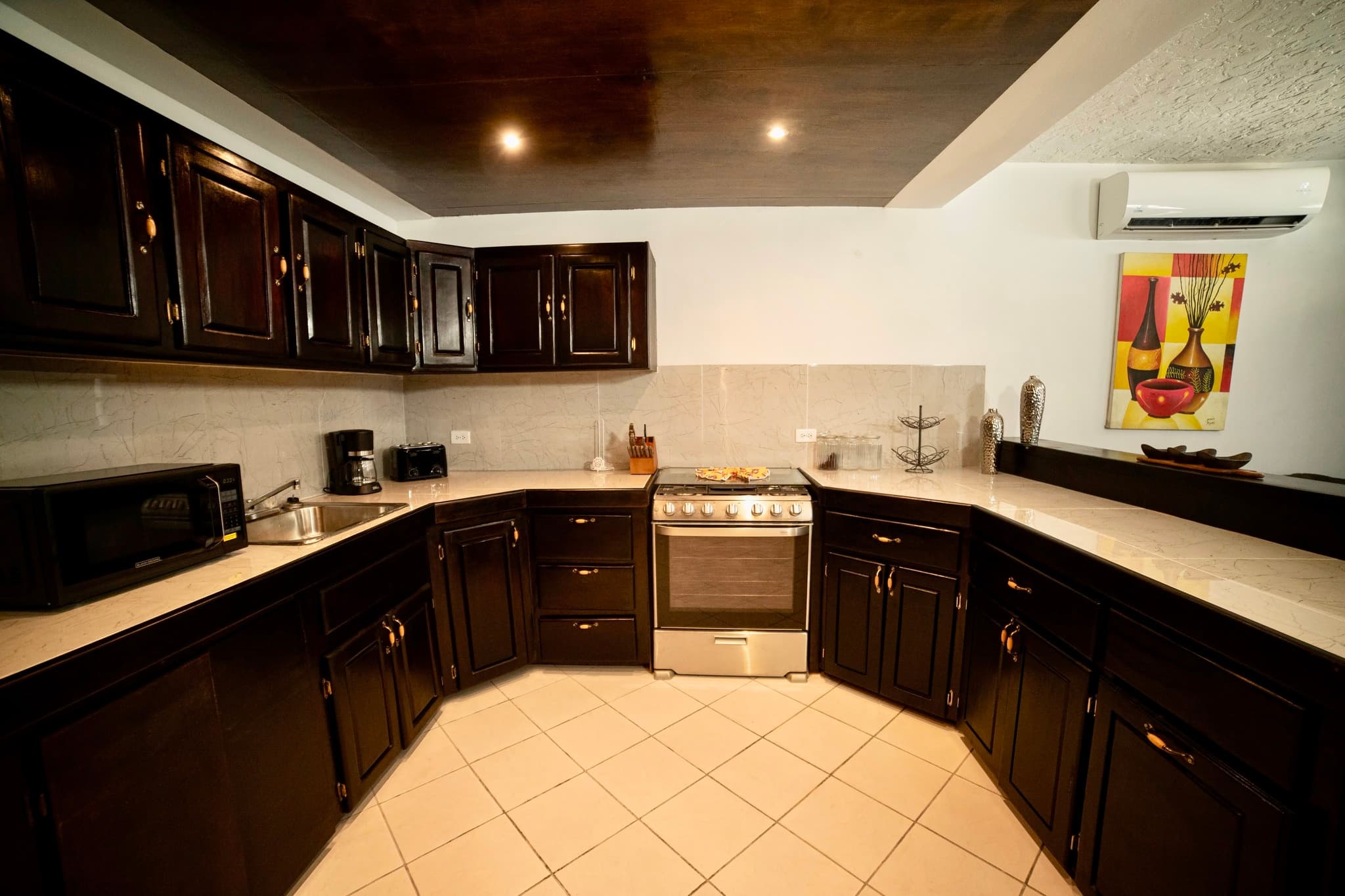 Corona Del Mar - San Pedro Belize - Fully Equipped kitchen