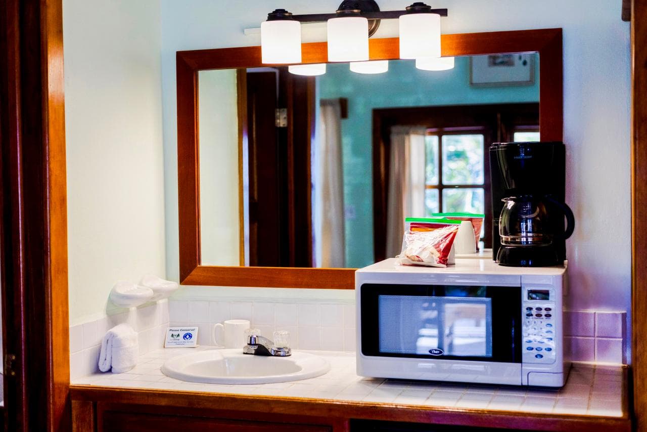 Corona Del Mar - San Pedro Belize - Room Amenties